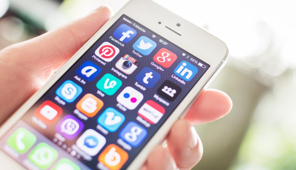 What is Mobile Marketing 7 unwritten rull of social media
